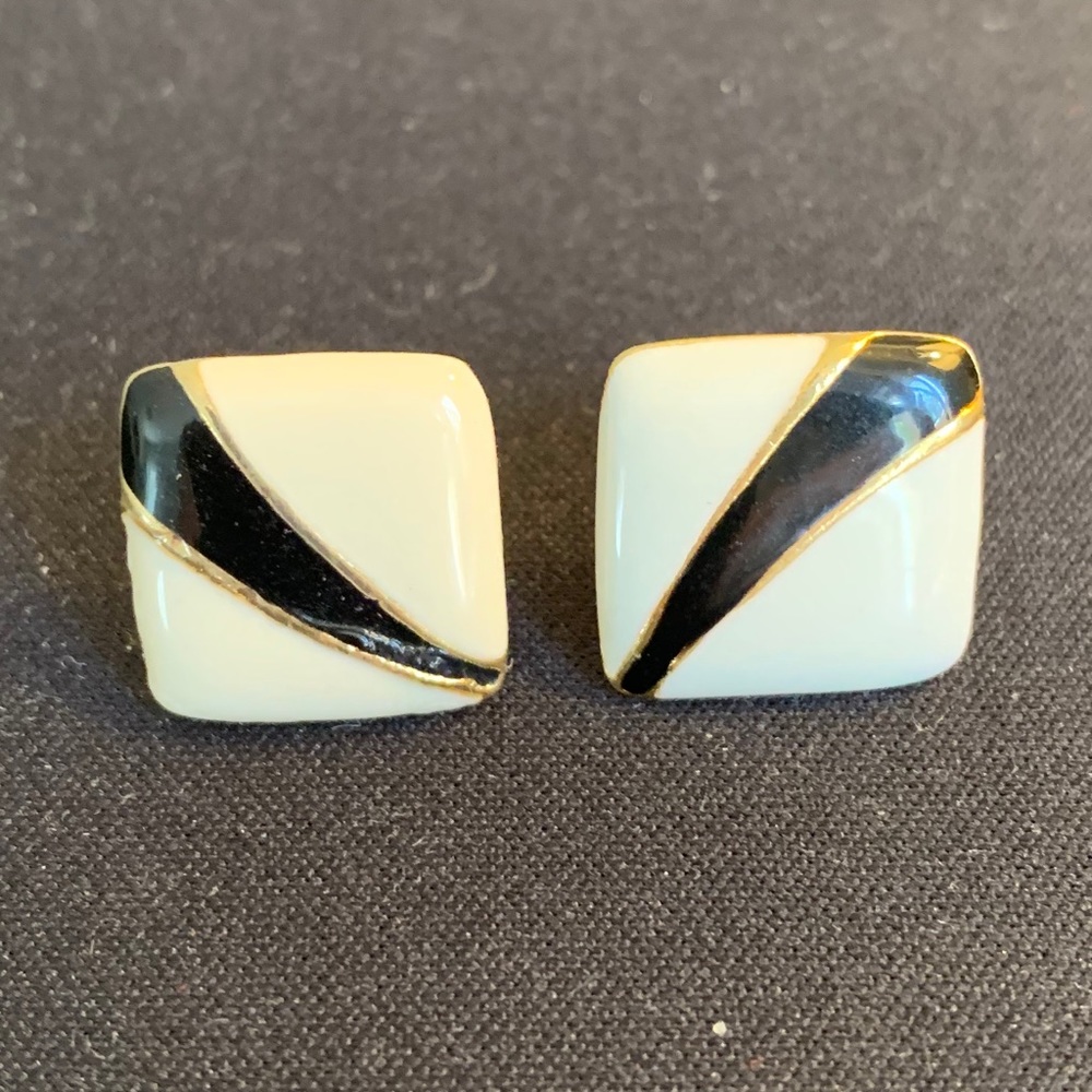 Vintage square cream & black enamel earrings